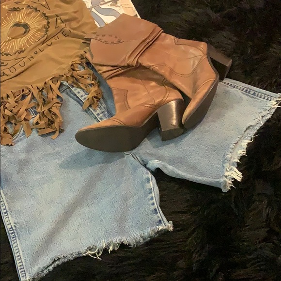 1970 Vintage Wrangler High Waisted Cutoffs 38x18 - Picture 7 of 8